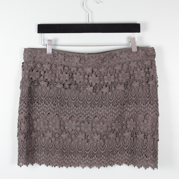 American Eagle Outfitters Dresses & Skirts - American Eagle Lace Mini Skirt
